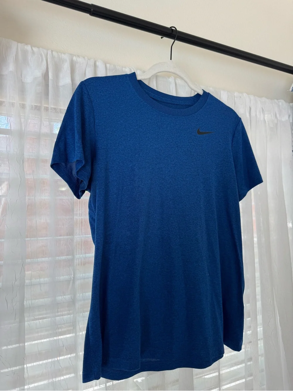 Nike Women’s Royal Blue Short-Sleeve Performance Tee